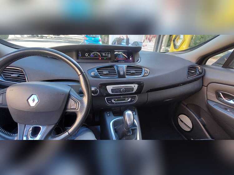 Renault Grand Scenic 1.5 dci 110cv AUTOMATICO foto 5